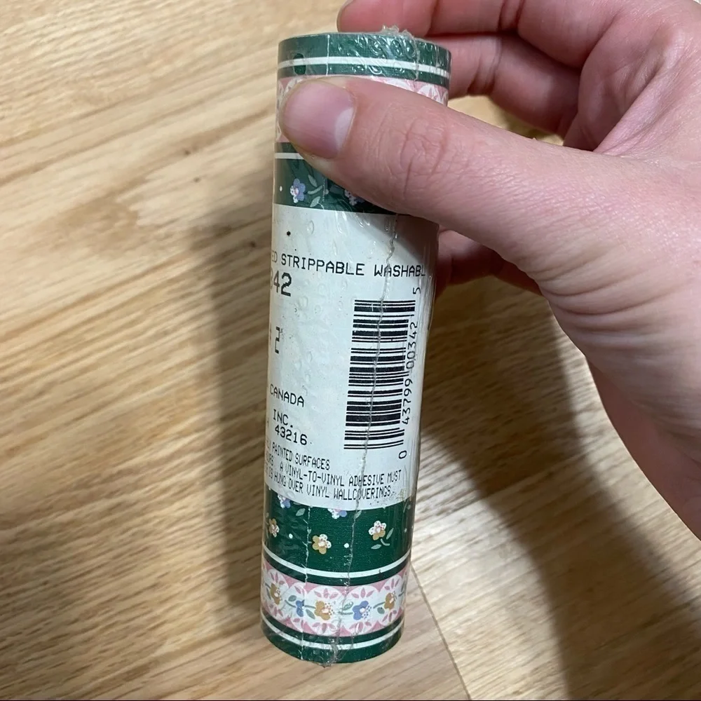 Vintage wallpaper border